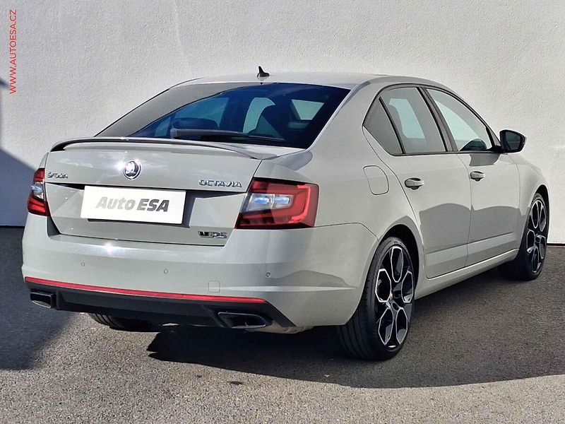 Škoda Octavia (2017) 2.0 TSi, ČR, RS245, DSG - fotka 4 z 19