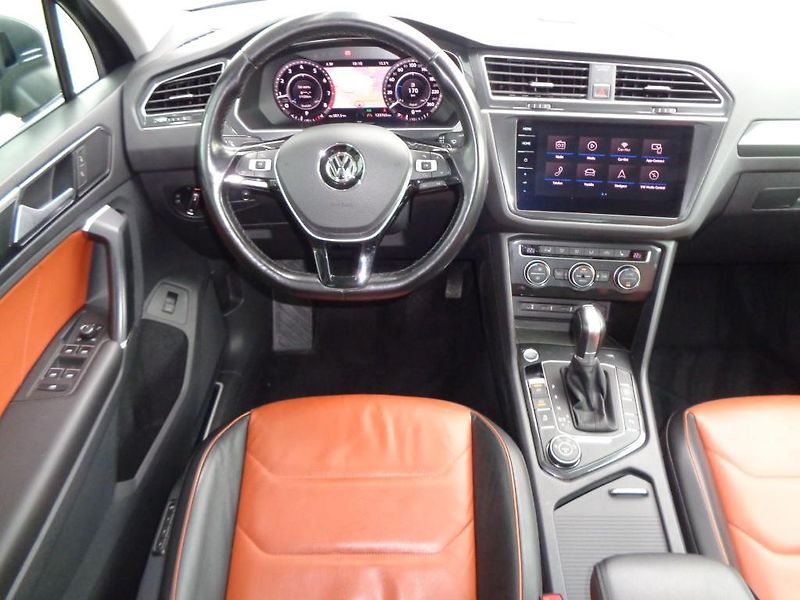 Volkswagen Tiguan 2.0 TSI DSG Highline 4Motion 1 - fotka 5 z 30