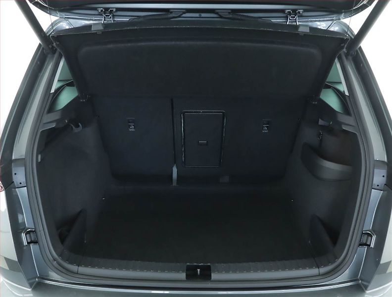 Škoda Karoq (2022) Style 1.5 TSI - fotka 14 z 17