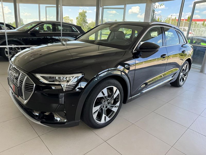 Audi e-tron 55 Quattro*300kW*NočníVidění - fotka 2 z 35
