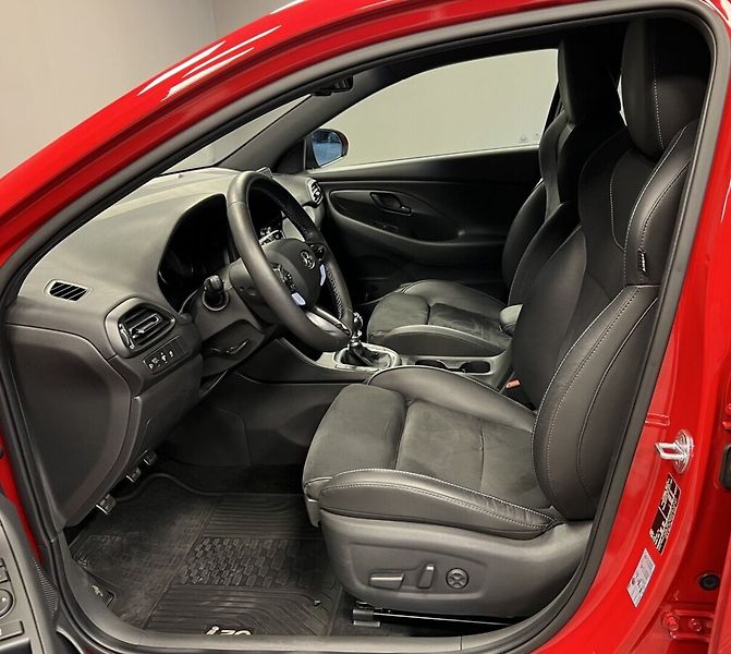 Hyundai i30 2.0 T-GDI 280k N Performance F - fotka 10 z 18