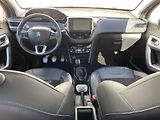 Peugeot 2008 (2017) 1.2 PT, Crossway, panor - náhled 8