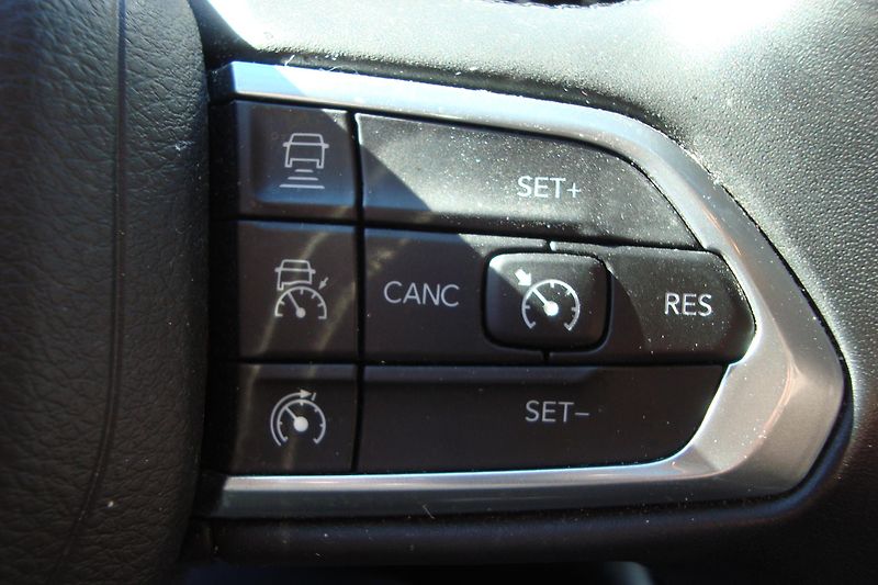 Jeep Compass (2022) 1.3 Night Eagle,ČR,1.Majitel - fotka 61 z 75