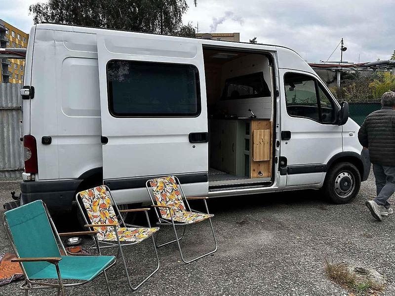 DIY karavan festival na Žižkárně v Českých Budějovicích. Dodávka Stanislava Vlažného.