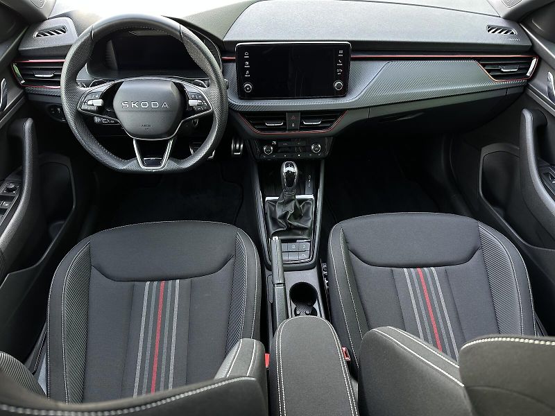 Škoda Scala 1.0TSi DSG 116PS Monte Carlo M - fotka 37 z 43