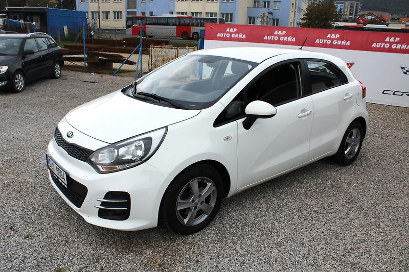Kia Rio (2015) 1.4i KLIMA EL.OKNA ALUKOLA - fotka 3 z 16