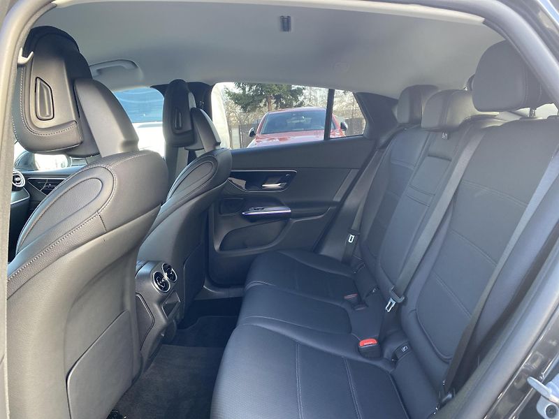 Mercedes-Benz GLC GLC 220d 4M kupé AVANTGARDE - fotka 15 z 27