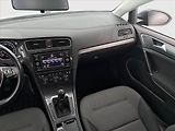 Volkswagen Golf (2018) Comfortline 2.0 TDI - náhled 8