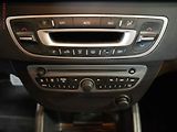 Renault Fluence (2011) 1.6 16V, AC, STK3/28 - náhled 15