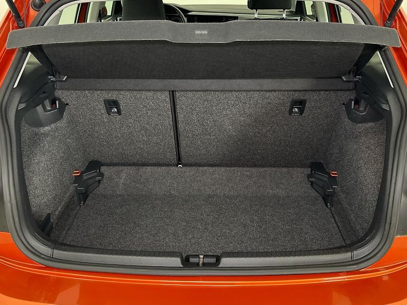 Volkswagen Polo Highline - fotka 10 z 27