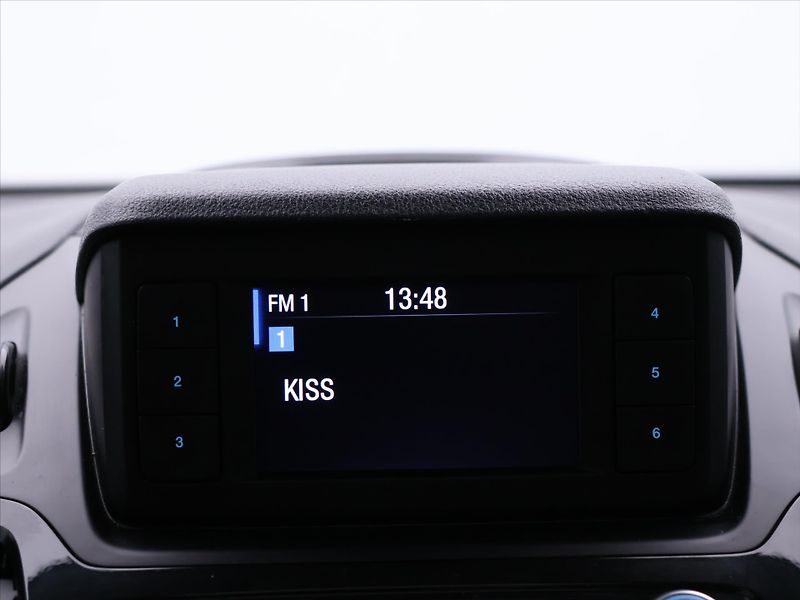 Ford Tourneo Connect 1,5 TDCI Titanium CZ Panorama - fotka 24 z 38