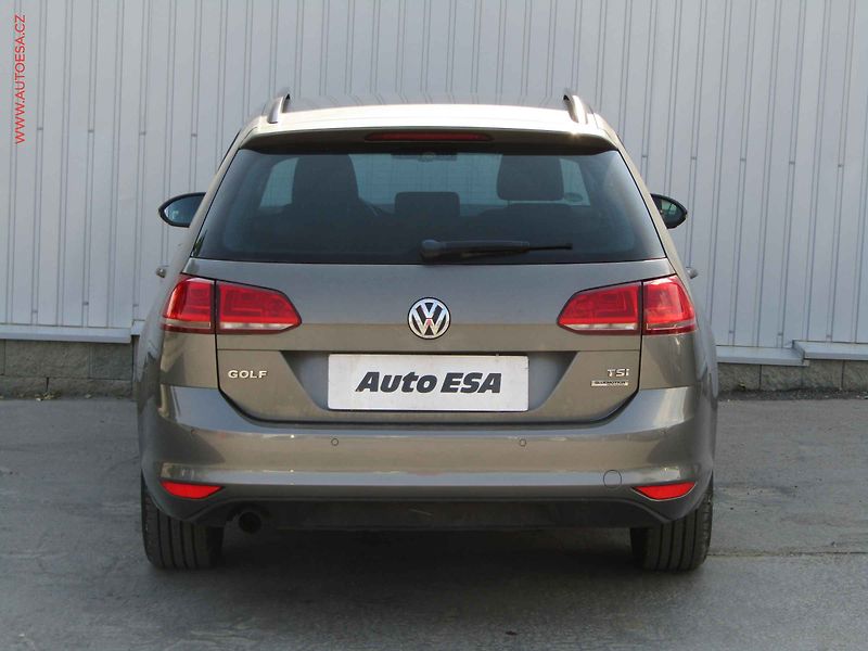 Volkswagen Golf (2014) 1.2 TSi, Comfortline, +kola - fotka 5 z 20
