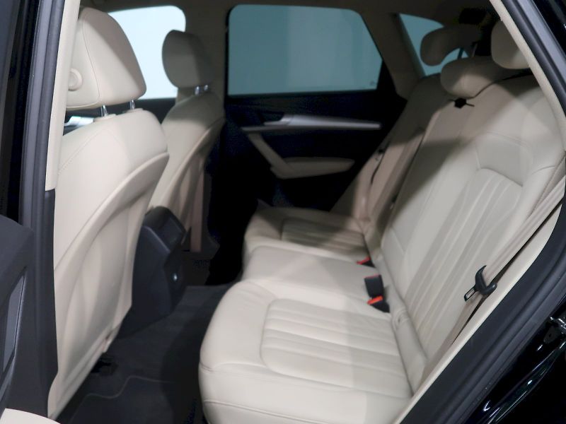 Audi Q5 (2018) 2.0TDI 100KW - fotka 15 z 32