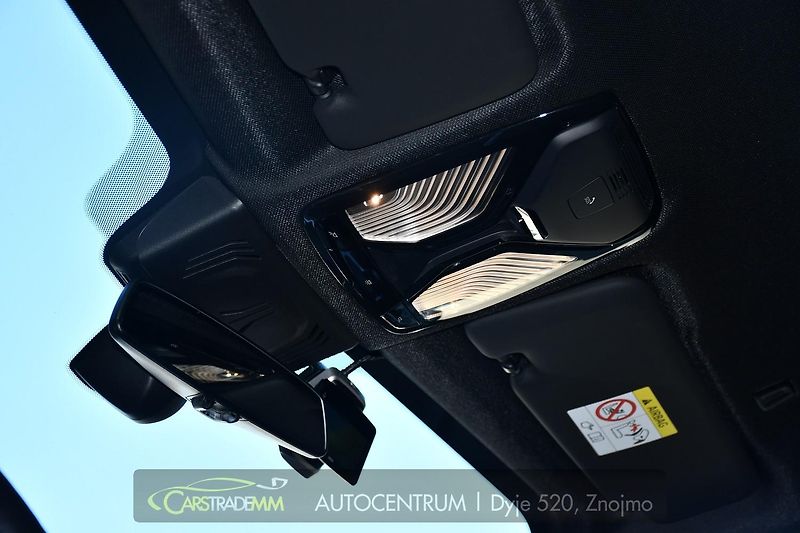 BMW X5 M50D LASER H/K HEAD-UP  - fotka 53 z 67