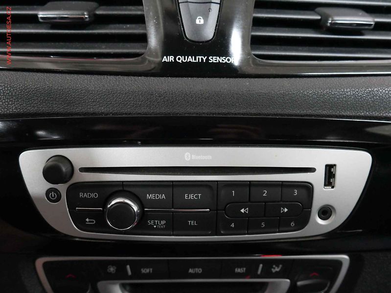 Renault Scénic (2013) 1.6 dCi, ČR, Xenon, AC - fotka 19 z 24