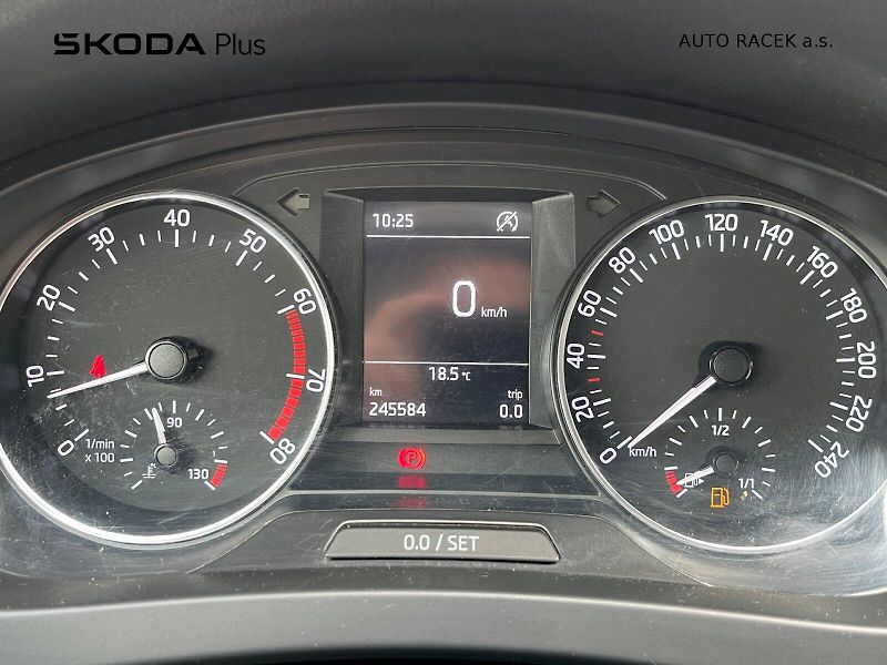 Škoda Rapid (2017) 1.2 TSI 81kW Ambition - fotka 5 z 22