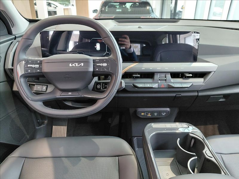 Kia EV5 (2025) 81,4 kWh LAUNCH EDITION - fotka 8 z 16