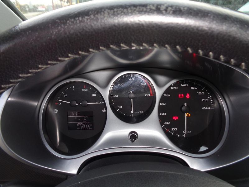 Seat Leon 1,9 TDI - fotka 10 z 13