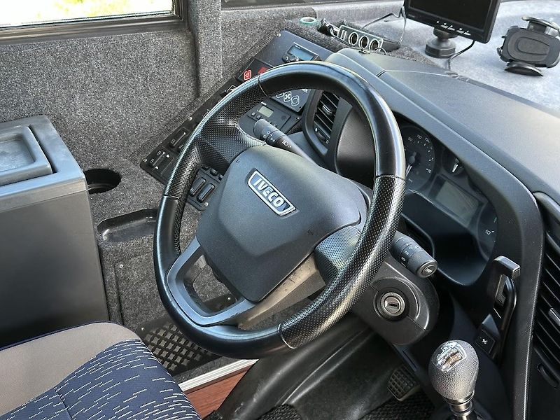 Iveco (2016) 70C 3.0  - fotka 8 z 21
