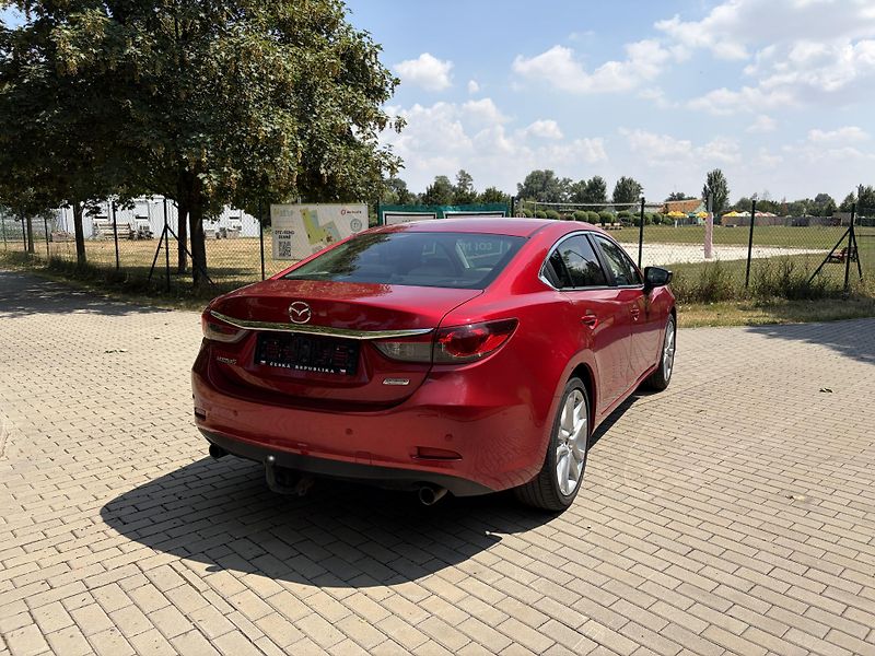 Mazda 6 2.0 Sports-Line - fotka 9 z 32