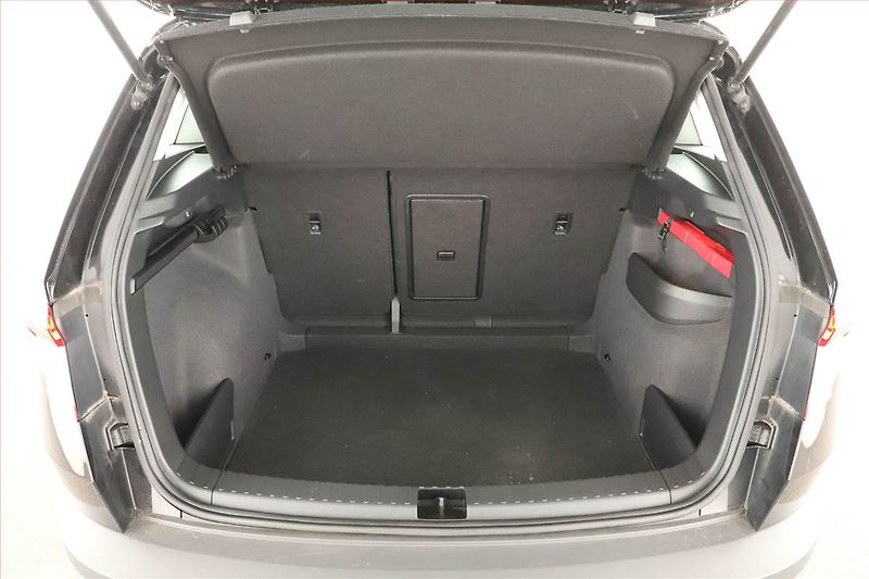Škoda Karoq (2019) 1.5 TSI, Automat, Navi - fotka 13 z 14