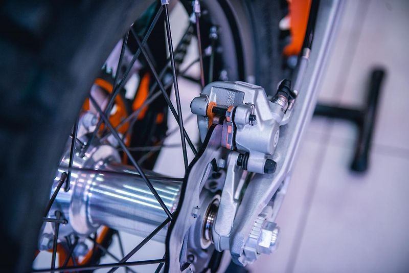 KTM 300 EXC SIX DAYS Nová 0MTH - fotka 6 z 36