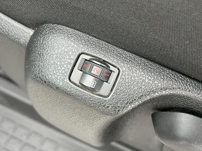 Citroën SpaceTourer (2022) 2.0HDi 130kW AUTOMAT DPH - fotka 19 z 22