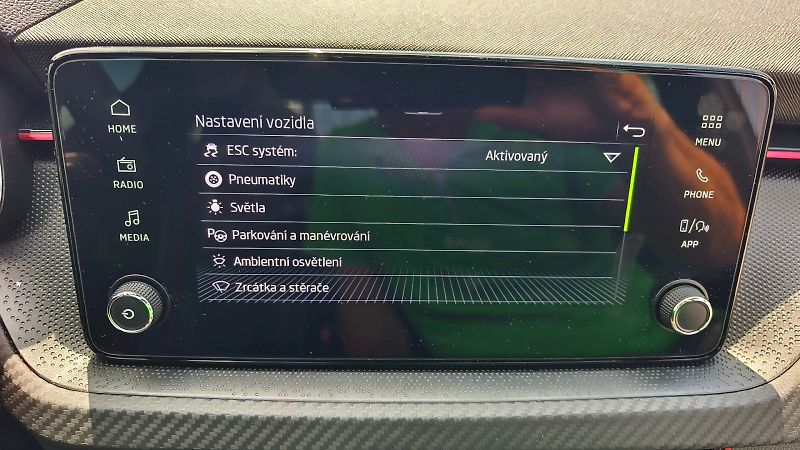 Škoda Kamiq (2025) MONTE CARLO TSI 85/1.0 A7F - fotka 30 z 38