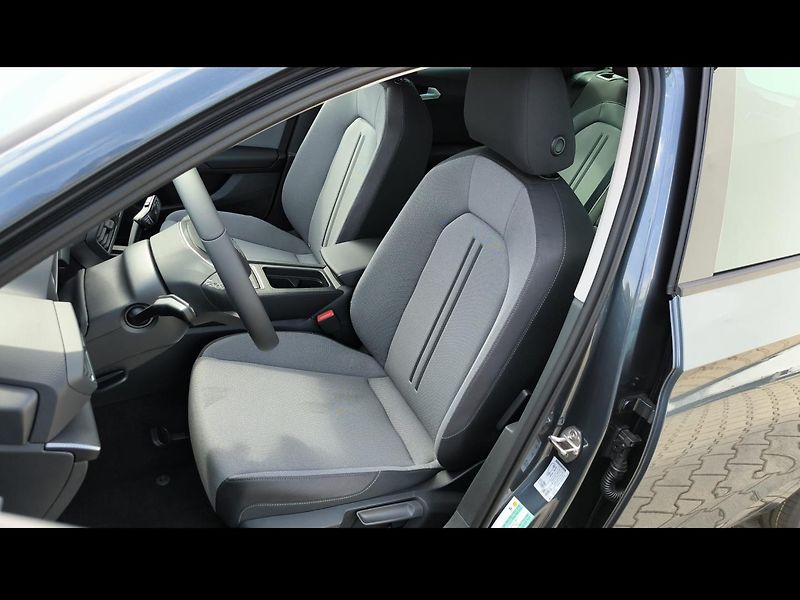 Seat Leon (2026) SP Style 1.5 TSI 115k DSG - fotka 10 z 29