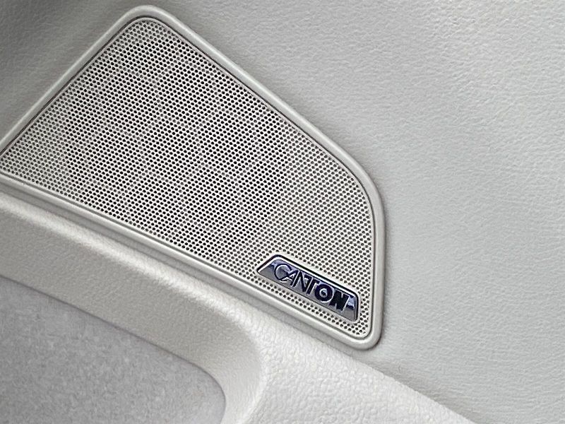 Škoda Superb (2022) Combi 2,0 TSI 4x4 DSG L&K - fotka 36 z 45
