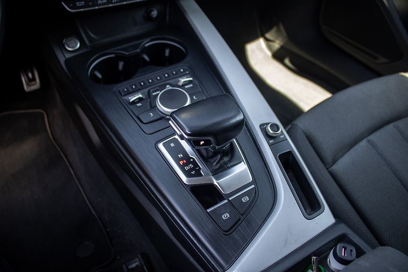 Audi A4 - fotka 20 z 27