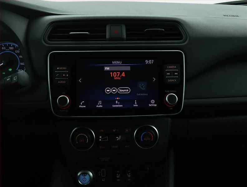 Nissan Leaf (2022) 40 kWh, SoH 91%, Automat - fotka 12 z 17