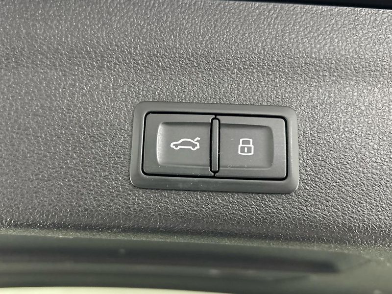 Audi A6 Allroad 50 - fotka 30 z 31
