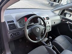 Volkswagen Touran 1,4 TSi Higline - fotografie inzerátu