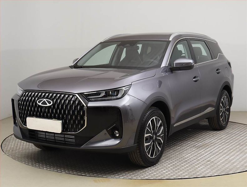 Chery Tiggo 7 (2026) 1.6 TGDI, LUXURY, Ad. tempomat - fotka 2 z 20