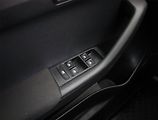 Škoda Fabia (2018) Style 1.0 TSI, Tempomat - náhled 16