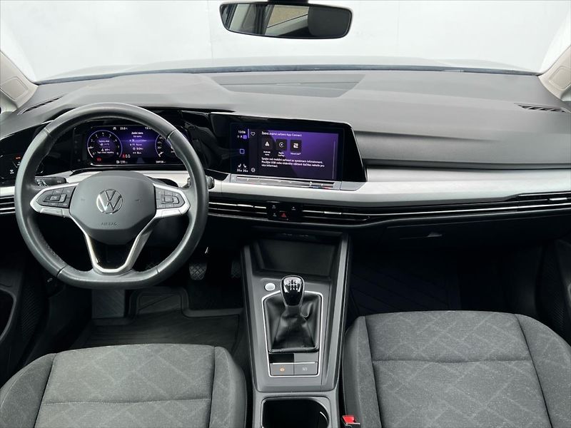 Volkswagen Golf 1,5 TSi 96kW LIFE  8 - fotka 5 z 23