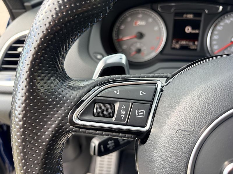 Audi RS Q3 PERFORMANCE 2.5TFSI 270KW  - fotka 15 z 40