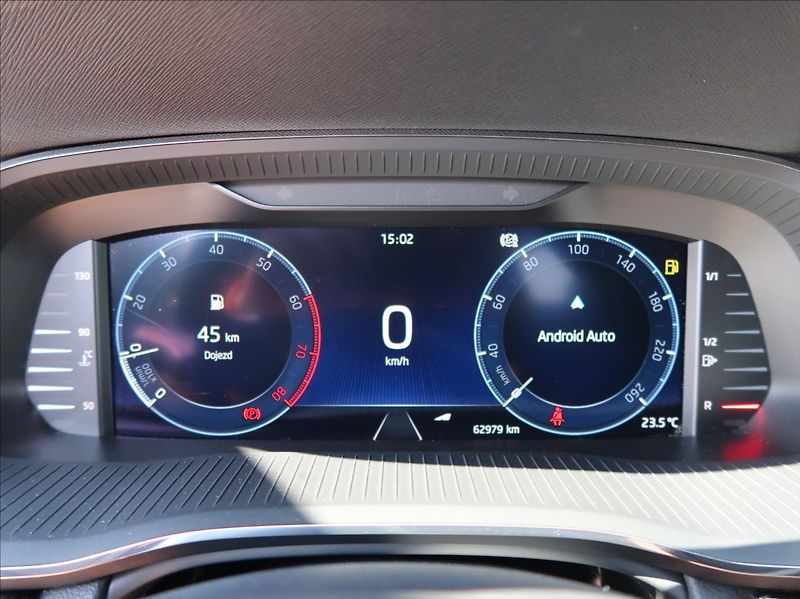 Škoda Octavia 1,5 TSi,110kW,1majČR,Style,DPH - fotka 11 z 25