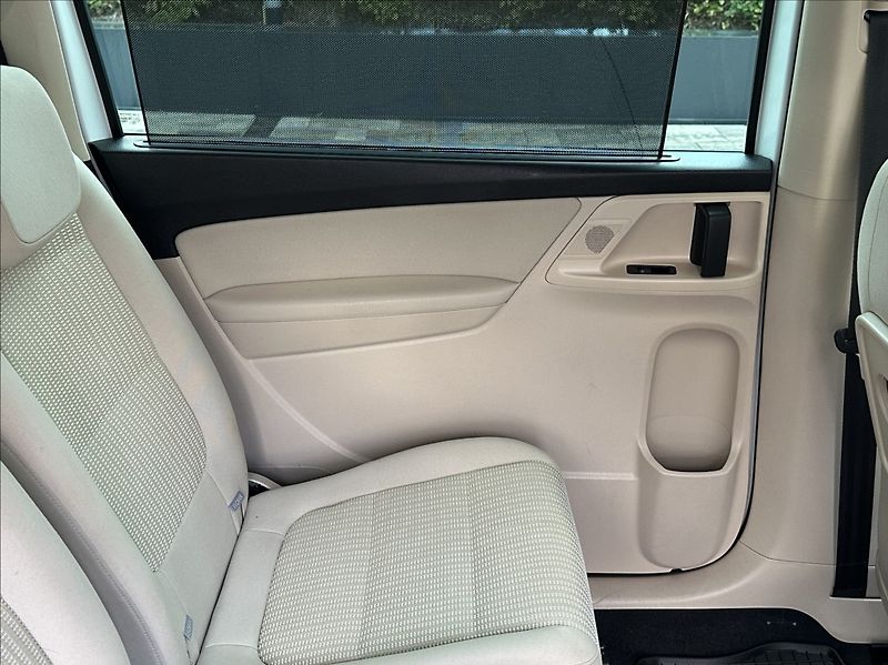 Seat Alhambra 1,4 TSI 150PS  Style-7 - fotka 22 z 52