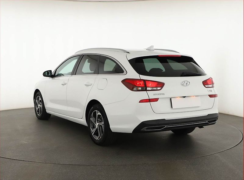 Hyundai i30 (2023) Smart 1.0 T-GDI, Automat, ČR - fotka 4 z 20