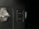 Land Rover Defender (2025) 110 D250 X-DYNAMIC SE AWD Aut - náhled 45