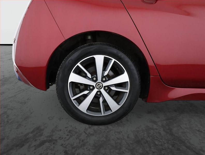 Nissan Leaf (2018) 40 kWh, SoH 87%, Automat - fotka 19 z 21