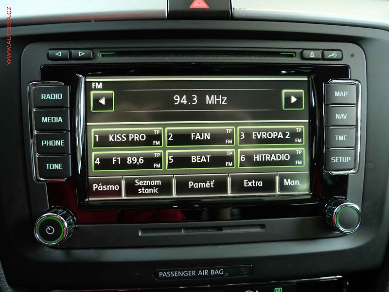 Škoda Superb (2014) 2.0 TDi 4x4, ČR, Elegance - fotka 20 z 24