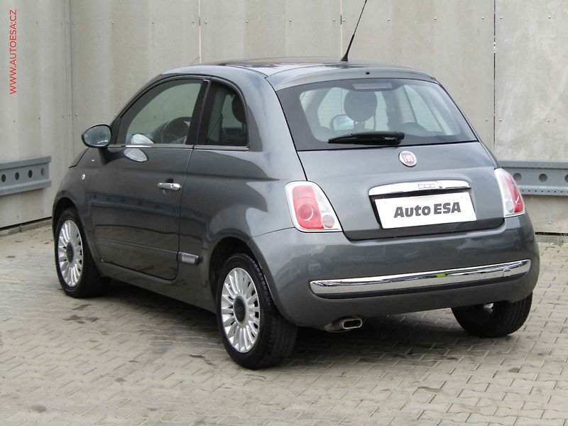 Fiat 500 (2012) 1.2, Lounge, panor - fotka 6 z 18