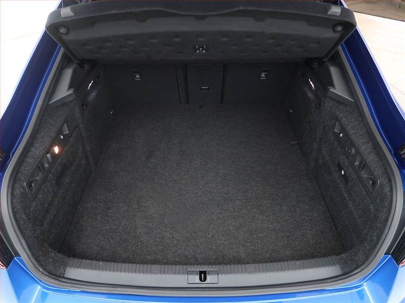 Škoda Superb (2020) Sportline iV 1.4 TSI PHEV - fotka 14 z 24