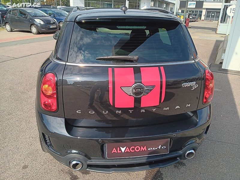 Mini Countryman 2.0D  S WORKS 4X4 - fotka 6 z 26