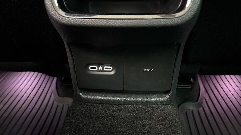 Škoda Octavia 2.0 TDI DSG Style - fotka 22 z 29
