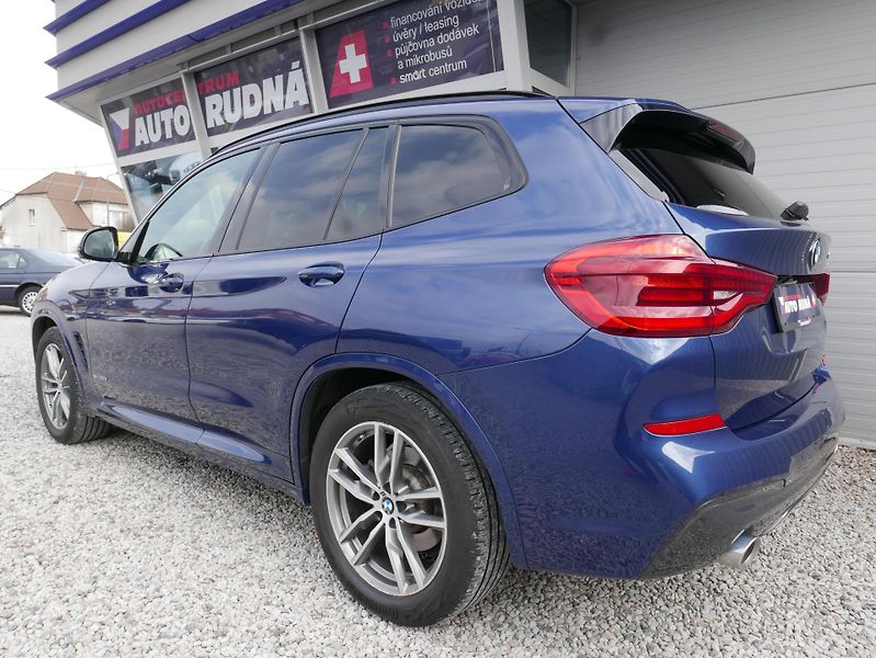 BMW X3 xDrive 20d REZERVACE - fotka 19 z 43