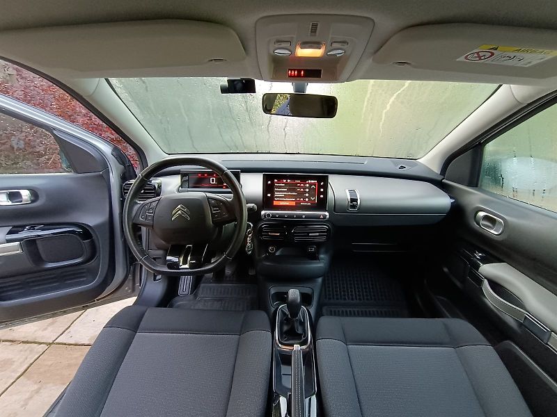 Citroën C4 Cactus (2018) 1.2 Pure Tech - fotka 7 z 9